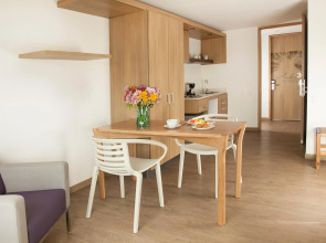 Viaggio Teleport Suites