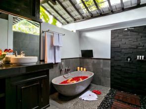 Canvas Escape Resort