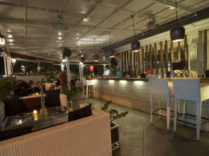 Grandmas Plus Hotel Legian