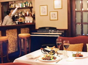 Отель «Фредерик Коклен»