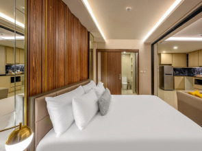 Курортный отель MIDA Grande Resort Phuket