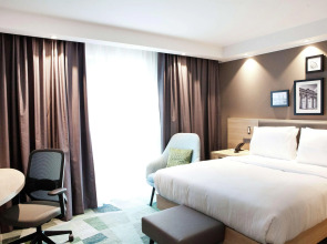 Hampton by Hilton Berlin City East Side Gallery