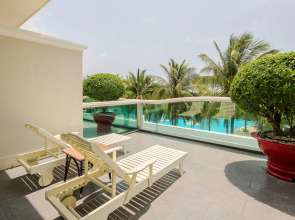 Sea Links Beach Hotel