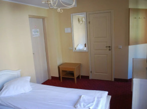 Отель Alexa Old Town