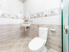 Oyo 446 The Bao Hotel