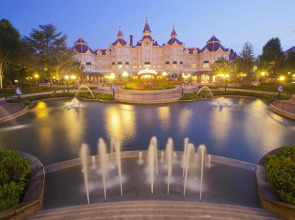 Отель Disneyland