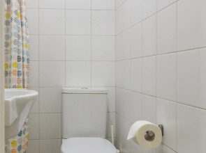 Kvart-Hotel (Кварт-Отель) в микрорайоне Дзержинец