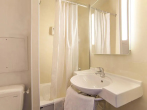 B&B HOTEL Paris Malakoff Parc des Expositions