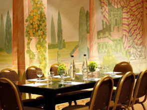 Отель Lisboa Plaza - Avenida, a Lisbon Heritage Collection