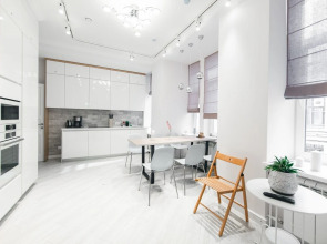 Safe Haven Nevsky 95 - Hostel