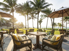 Отель The Shore at Katathani