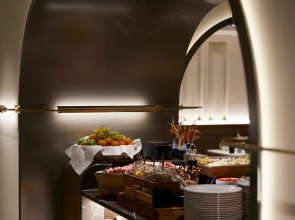 Отель Teight Hotel