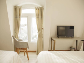 Nature Garden Hotel Dalat