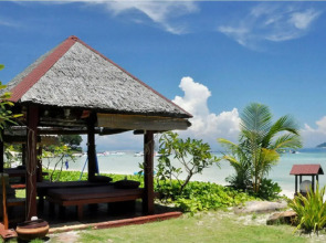 P. P. Erawan Palms Resort