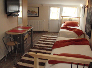 Tom Square Boutique Hotel