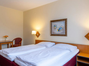 Good Morning + Berlin City East