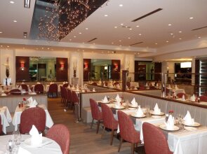 Отель Clarion Paris CDG Airport