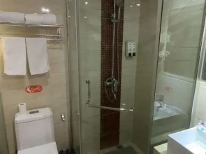 Pod Inn (Shanghai Ruijin Hospital Dapuqiao Metro Station)