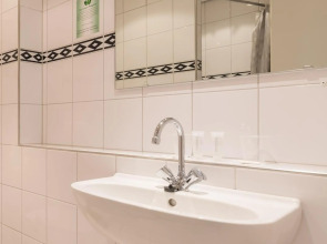 New West Inn Amsterdam