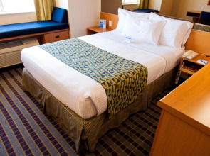 Microtel Inn & Suites by Wyndham Chihuahua