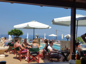 Amazones Village Suites