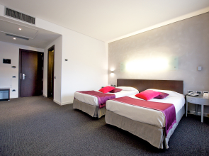 Отель Mercure Hotel Palermo Centro