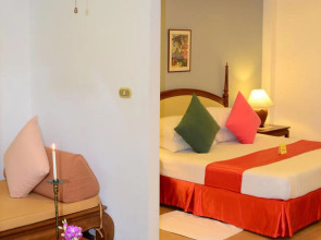 White House Beach Resort And Spa