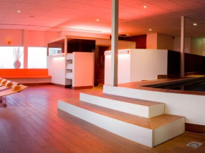 Haven Hotel Rotterdam, Curio Collection by Hilton