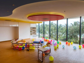 Starcity Hotel & Condotel Beachfront Nha Trang