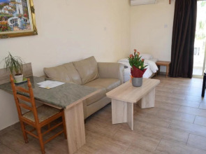 Antonis G. Hotel Apartments