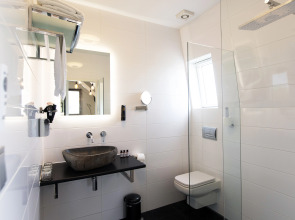 Quentin Amsterdam Hotel