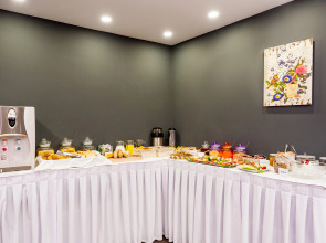 Elina Hotel Apartments