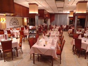 Отель Kapetanios Odysseia