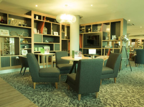 Holiday Inn London - West by IHG