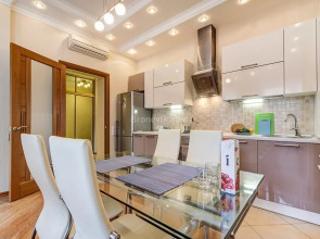 Welcome Home (Вэлком Хоум) на Литейном 11