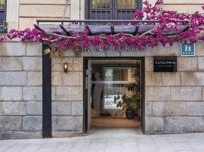 Catalonia Las Cortes Hotel
