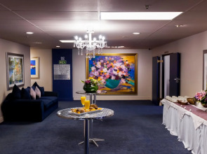 Cape Town Lodge Hotel