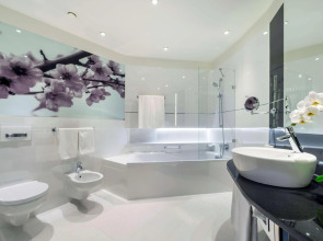 Отель Radisson Blu Sobieski