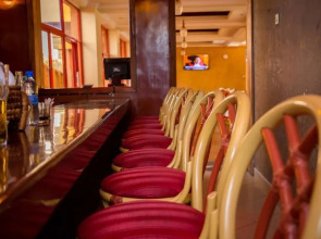 Seasons Airport Hotel