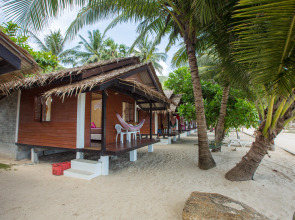 Bottle Beach 1 Resort