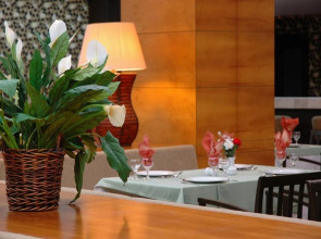 Курорт Meder Resort Hotel