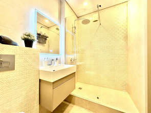 Апартаменты Золотое сечение на улице Партизана Железняка 38