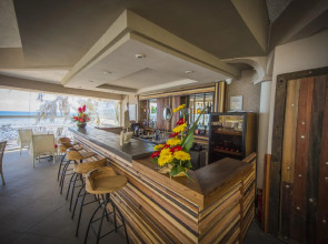 Voile Bleue Boutique Hotel