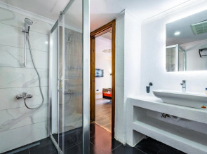 Costa Bitezhan Hotel