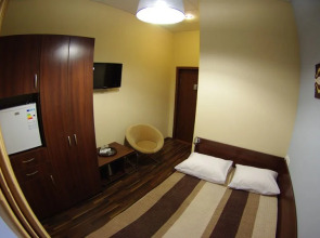 Отель Дарницкий