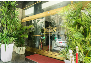 Cherry Maryski Hotel