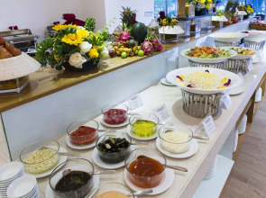 Starcity Hotel & Condotel Beachfront Nha Trang