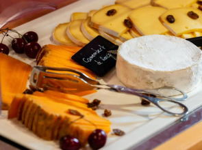 L'Hermitage Gantois, Autograph Collection