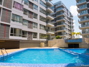 Golden Phoenix Hotel - Manila