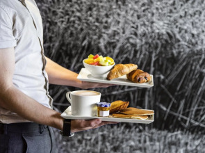 ibis Saint-Denis Stade Ouest